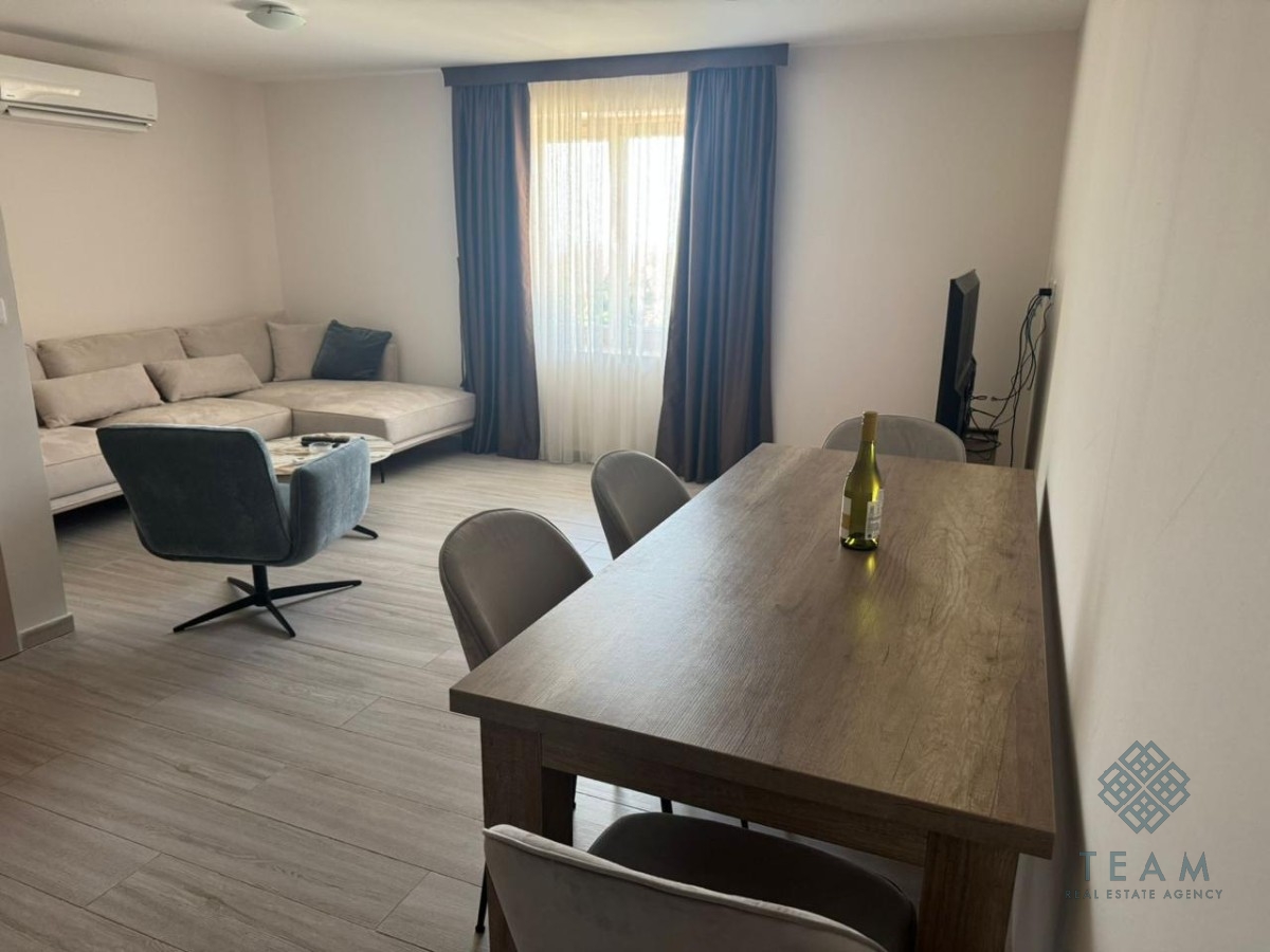 Budva, Reževići, one-bedroom apartment 50m²